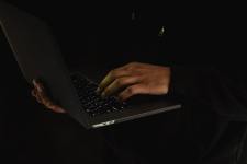 Laptop Hand Dark Sora Shimazaki Pexels